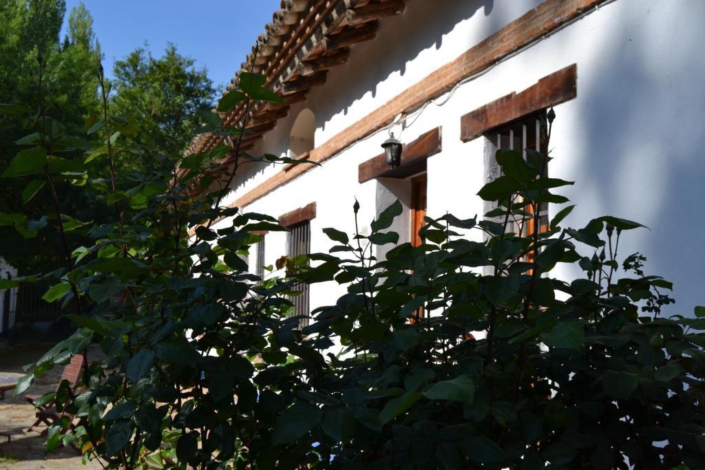 El Molino Del Corcho Apartment Cazalla de la Sierra Luaran gambar