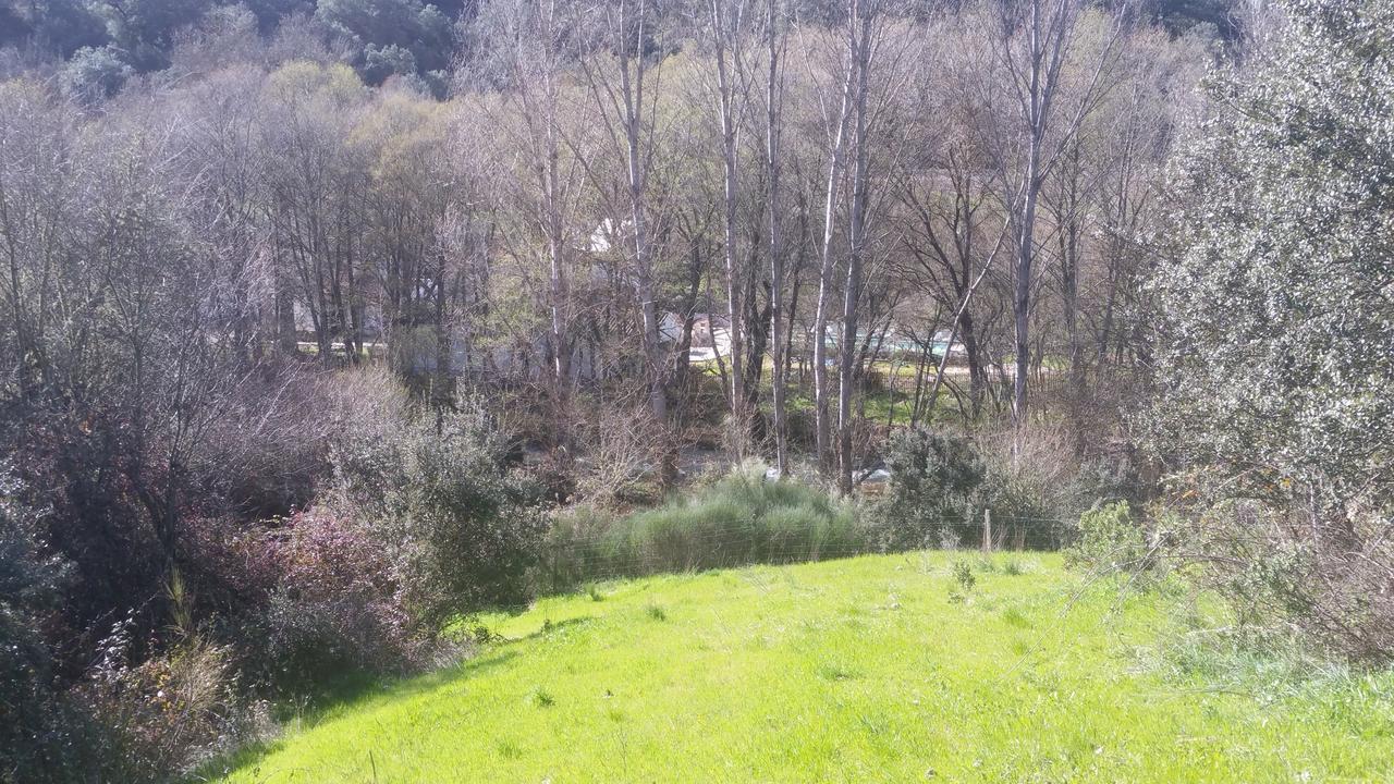 El Molino Del Corcho Apartment Cazalla de la Sierra Luaran gambar